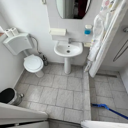 R X K Gazde/Camere de închiriat Eforie Nord